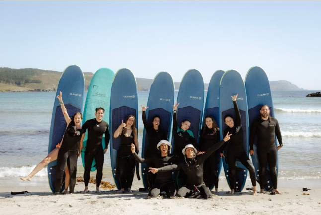 Clase de Surf en Pareja (Muxía, A Coruña)