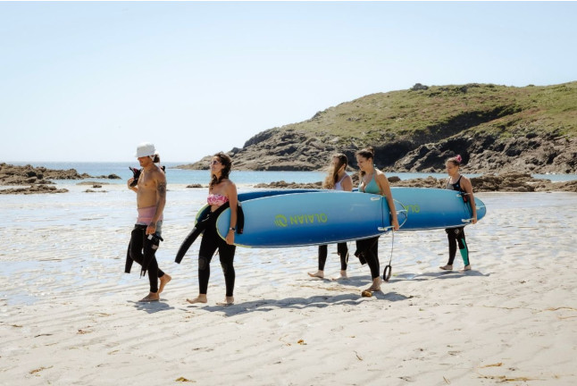 Clase de Surf en Pareja (Muxía, A Coruña)