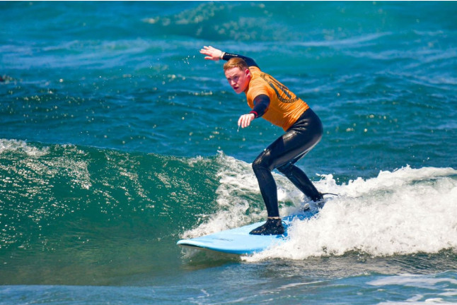 Clase de Surf en Grupo (Tenerife)