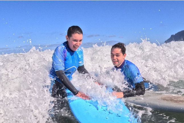Clase de Surf Grupal con Fotos (Lanzarote) 