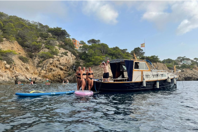 Salida Privada en Barco para dos: Classic Boat Tour (Portmany, Ibiza)
