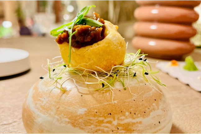 Plan Gourmet en Sanxenxo: Menú de Pases en Aldea Calma (Pontevedra)