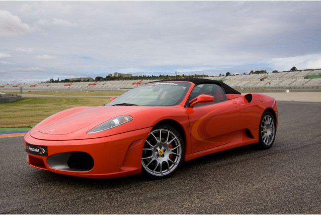 Conducir un Ferrari F430 en el Circuito de Calafat (Tarragona)