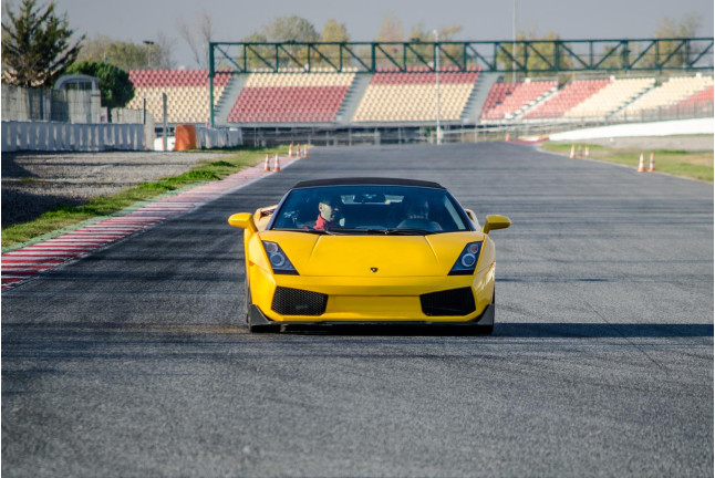 Conducir un Lamborghini Gallardo (4 Circuitos)
