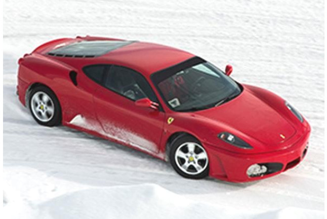 Conducción de un Ferrari o Lamborghini sobre Nieve (Grandvalira, Andorra)
