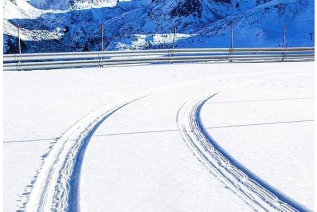 Conducir un Porsche Boxster Cup Sobre Nieve (Grandvalira, Andorra)