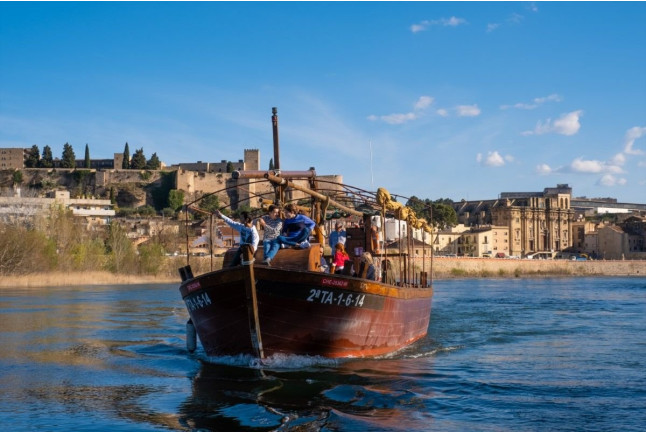 Crucero con el Blauet (Tortosa, Tarragona)
