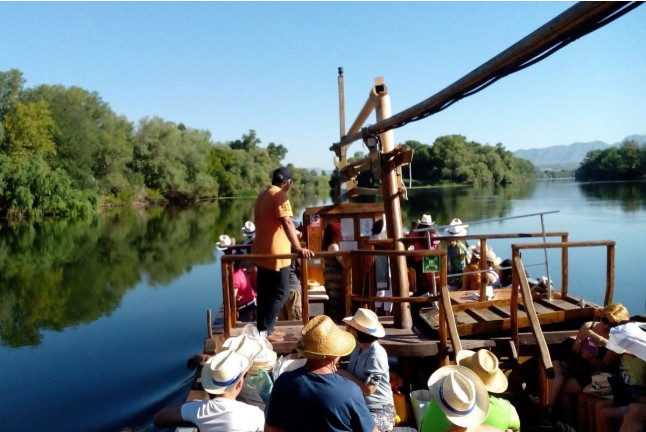 Crucero con Vermut (Tortosa, Tarragona)