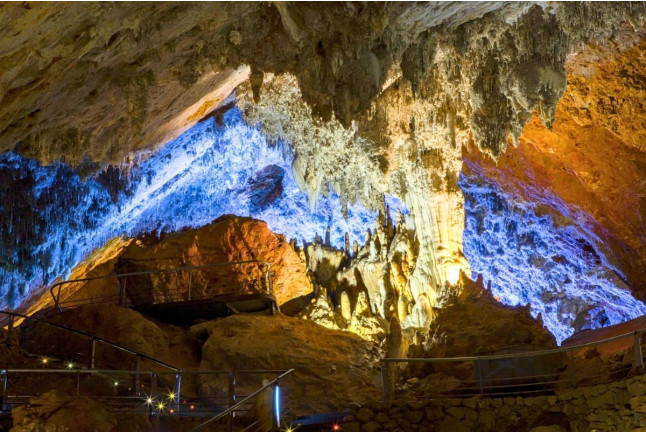 Visita Espeleológica a Cueva El Soplao (Celis, Cantabria)
