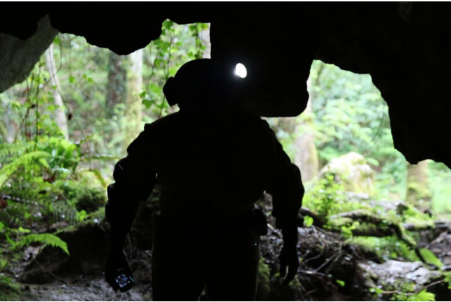 Visita a una Cueva (País Vasco)