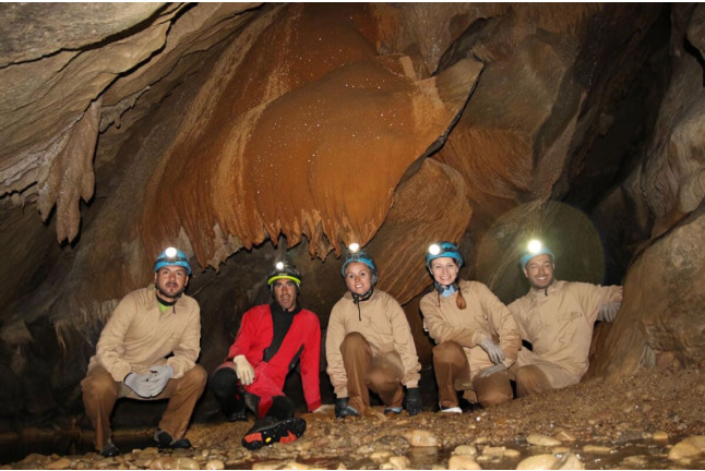Visita a una Cueva (País Vasco)