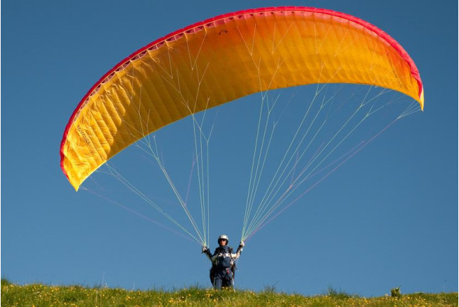 Curso de Parapente de 1 o 3 Días (Sierra de Madrid)