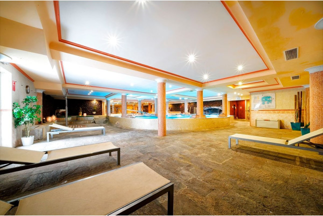 DayPass con Circuito Spa y Almuerzo para dos en Bull Vital Suites & Spa 4* (Maspalomas, Gran Canaria)