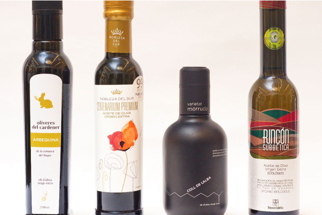 Degustación Premium de Aceites con Pack de 4 aceites AOVE para dos en Orolíquido (Barcelona)