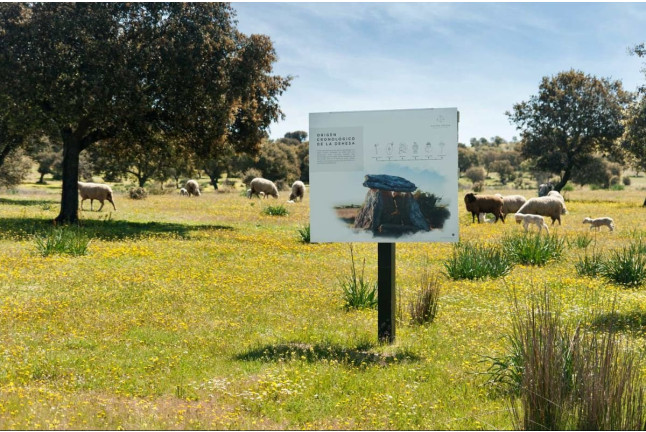 Gastro Dehesa: Ruta Musealizada de la Dehesa y Degustación (Mérida, Badajoz)