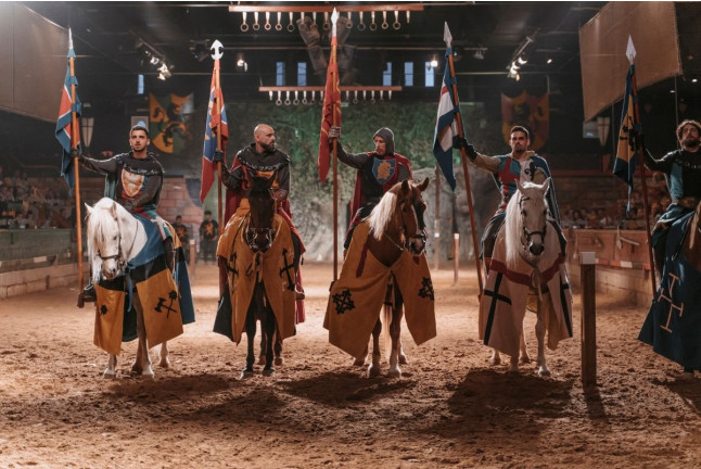 Entrada Promo: Cena con Espectáculo en Desafío Medieval (El Albir, Alicante)