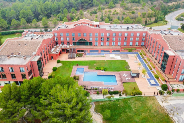 Desayuno Buffet en Dolce by Wyndham Barcelona Resort 4* Sup (Sant Esteve Sesrovires, Barcelona)