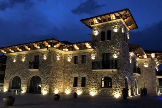 Desayuno Gourmet para dos en Hotel Palacio Torre de Galizano 4* (Cantabria)
