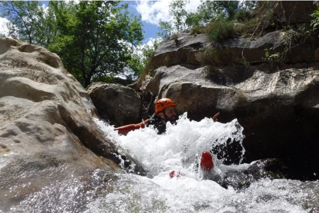 Descenso de Barrancos Nivel Inicial (Villarluengo, Teruel) 