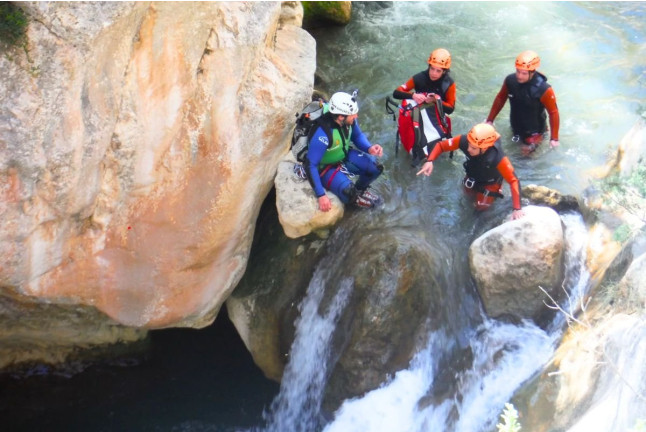 Descenso de Barrancos Nivel Inicial (Villarluengo, Teruel) 
