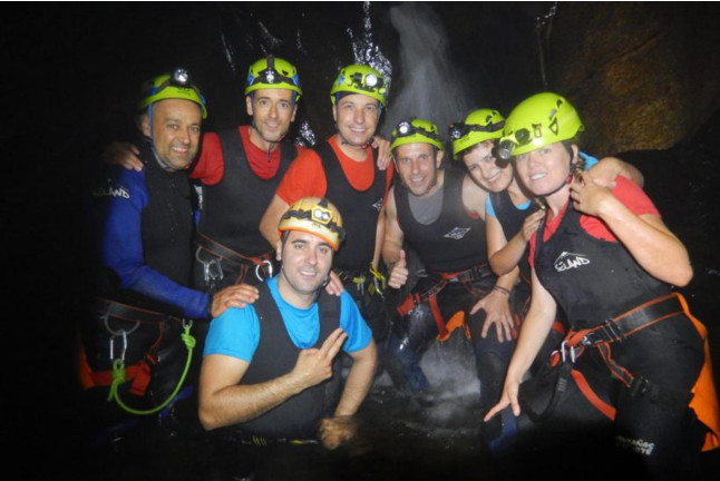 Espeleobarranco: Espeleología y Barranquismo en Cueva do Folón (Coruxo - Vigo, Pontevedra)