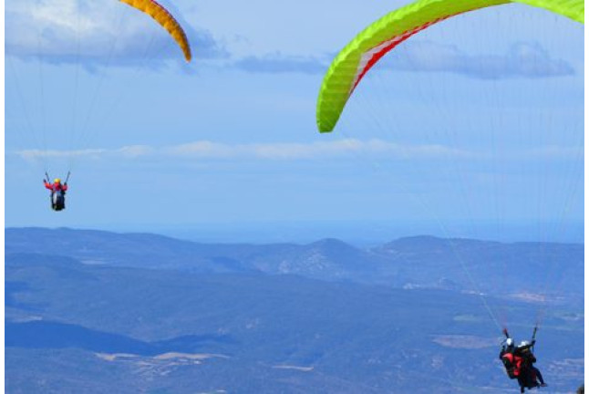 Vuelo en Parapente (Àger, Lleida)