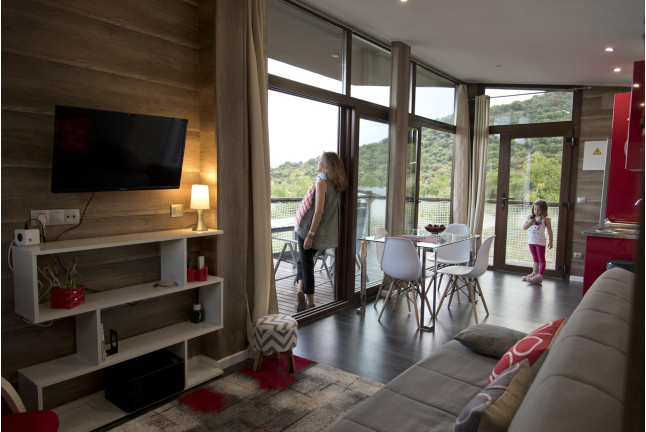 Escapada de 2 Noches en una Cabaña Ecolodge (Madrid)