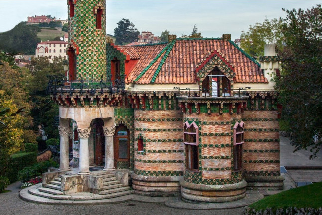 Entrada para Visita Libre a El Capricho de Gaudí (Comillas, Cantabria)