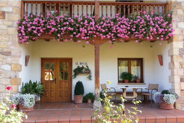 Escapada de 2 Noches con Desayuno en Posada el Hoyal (Pesaguero, Cantabria)