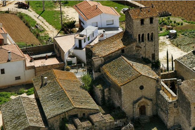 Visita a la Bodega El Jardí dels Sentits y Cata de Vinos a la Sombra de un Monasterio para dos (Sant Sebastià dels Gorgs, Barcelona)