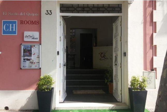 Escapada de 2 Noches con Desayuno en El Sueño del Quijote Rooms (Alcalá de Henares, Madrid)