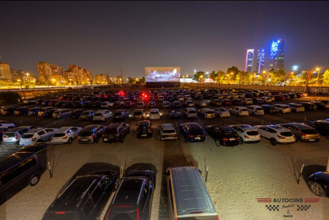 Cenas de Película: Entradas con Cena para dos al Autocine Madrid (Madrid)
