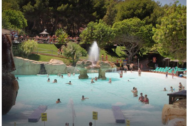 OFERTA: Entrada Familiar a Aqualandia (Benidorm, Alicante)