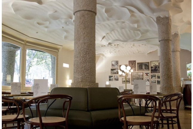 Entrada a la Pedrera Night Experience y Cena (Barcelona)