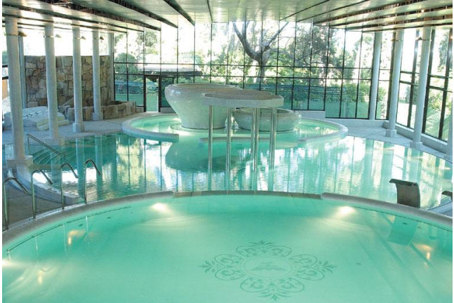 Escapada con Spa "Aquatonic" y Comida o Cena en Hotel Balneario Termes de Montbrió 4* (Tarragona)
