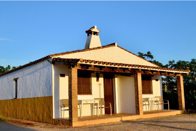 Escapada con Almuerzo o Cena en el Cortijo Mesa de la Plata (Arcos de la Frontera, Cádiz)