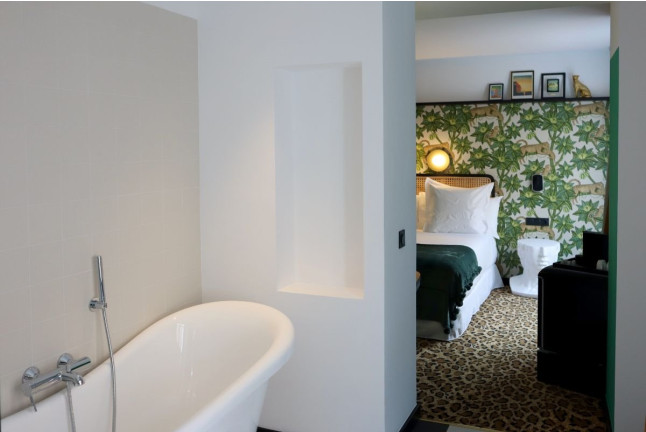 Escapada con Desayuno en Hotel Boutique Divino (Figueres, Girona)