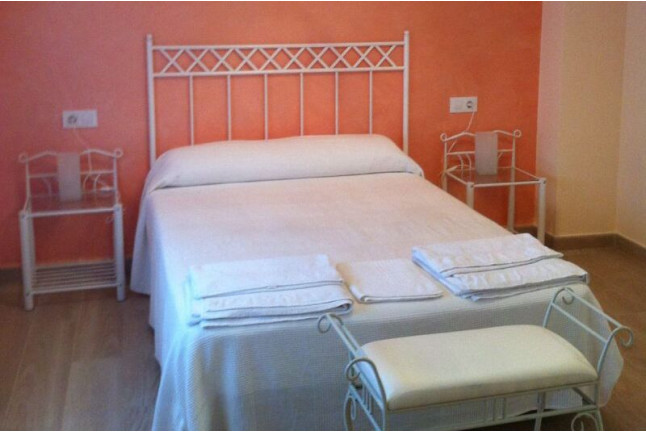 Escapada de 2 Noches con Cena en Hostal Sara (Villafeliche, Zaragoza)