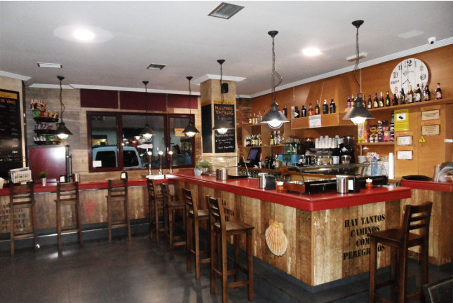 Escapada con Desayuno en Hotel Alfageme y Visita a Bodega Pardevalles con Cata de Vinos para dos (León)