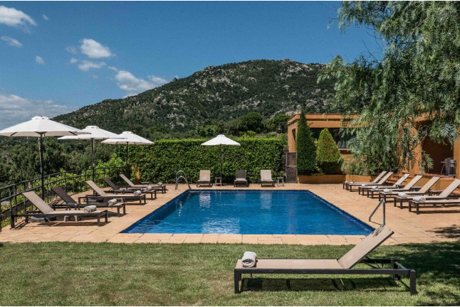 Escapada con Cena en Hotel Can Xiquet 4* (Cantallops, Girona)