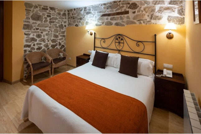 Escapada de 2 Noches con Cena en Hotel Ripoll 3* (Sant Hilari Sacalm, Girona)