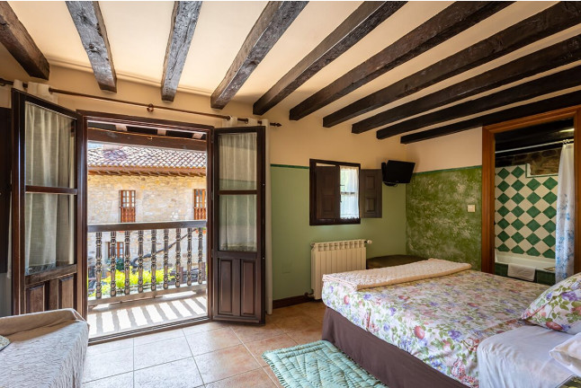 Escapada de 2 Noches con Bañera de Hidromasaje en Posada Sierra de Ibio (Cantabria)