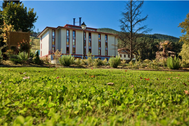 Escapada Relax con Circuito Termal en Hotel Balneario de Areatza (Vizcaya)