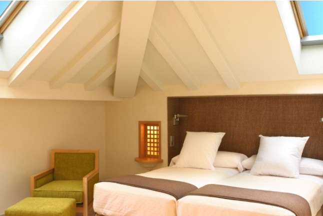 Escapada de 2 noches con Desayuno en el Hotel Villa Oniria 4* (Granada)