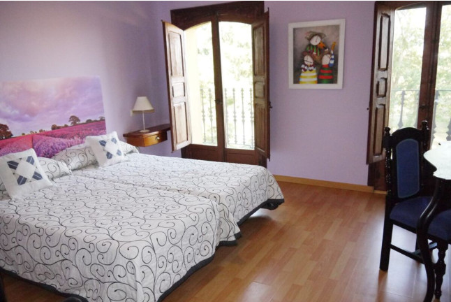 Escapada Romántica con Comida y Circuito Termal en Balneario de Almeida La Dama Verde 3* (Zamora)