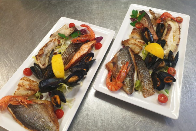 Escapada Romántica con Cena en el Hotel Santa Anna 3* de la Costa Brava (L'Estartit, Girona)