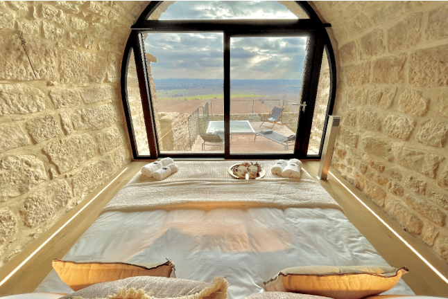 Escapada Romántica con Jacuzzi Privado en Torre Medieval de Queralt s. XVI (Sistero, Lleida)