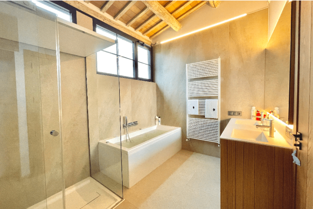 Escapada Romántica con Jacuzzi Privado en Torre Medieval de Queralt s. XVI (Sistero, Lleida)