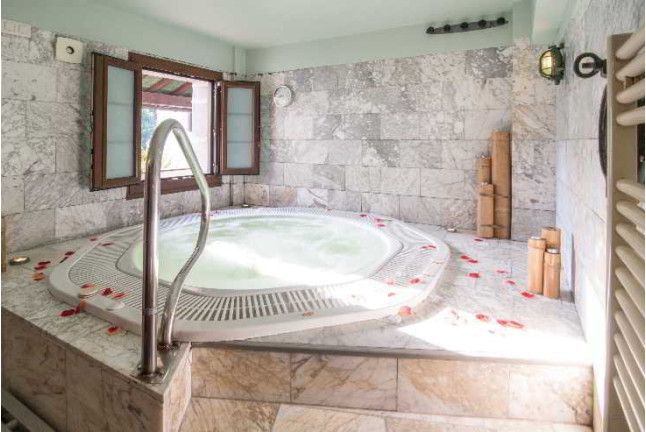 Escapada Romántica con Spa Privado para dos en Hotel Atxaspi (Navarra)