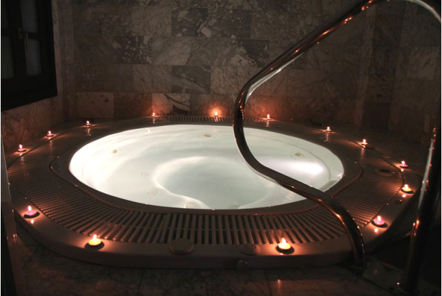 Escapada Romántica con Spa Privado para dos en Hotel Atxaspi (Navarra)